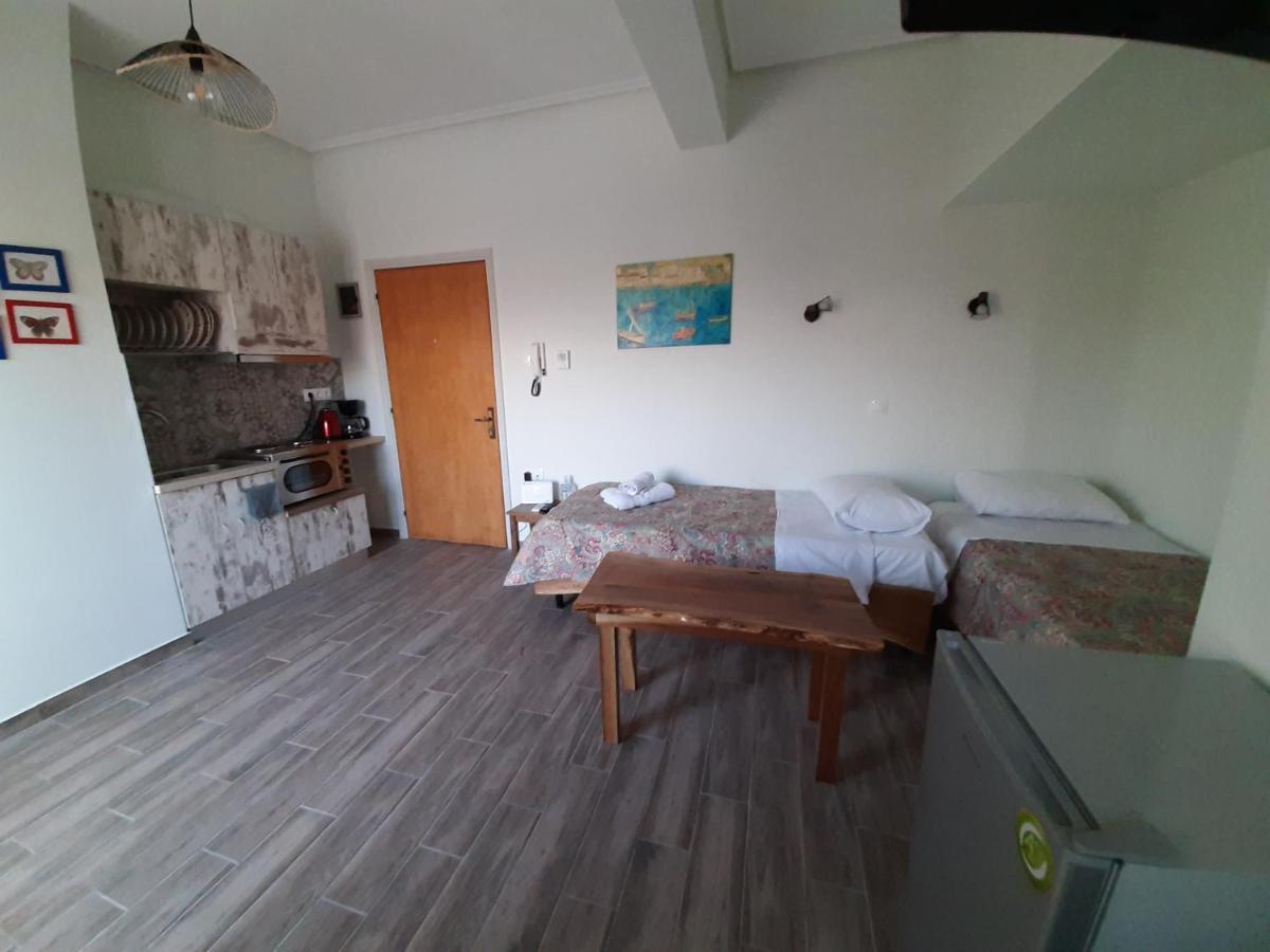 Central Mark Loft Volos Exterior photo